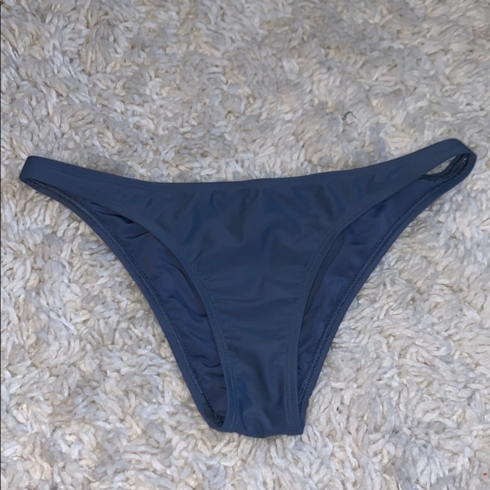Cheeky bikini bottoms